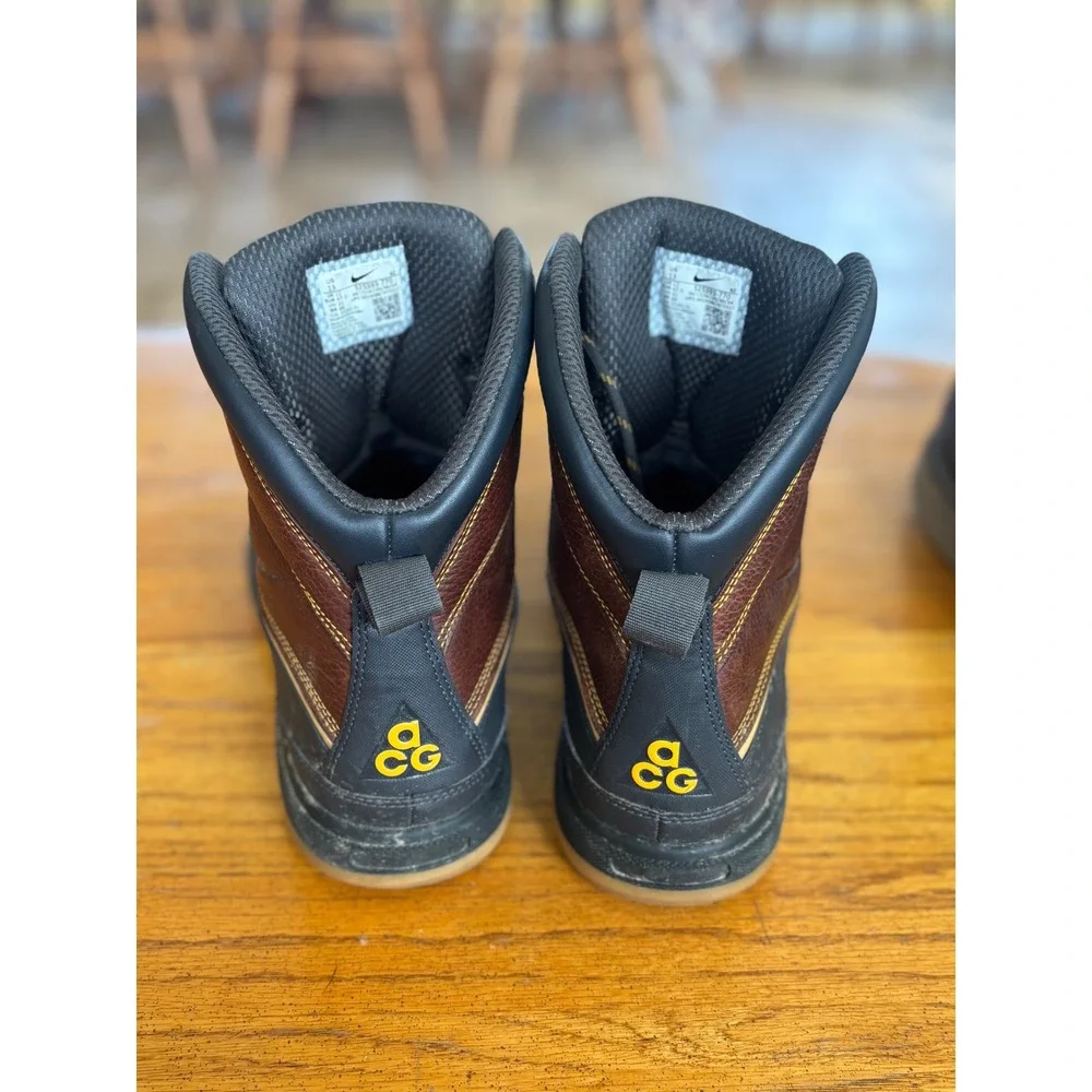 Nike ACG Woodside II Boots Mens 13 Brown Black Duck Boots 525393-770